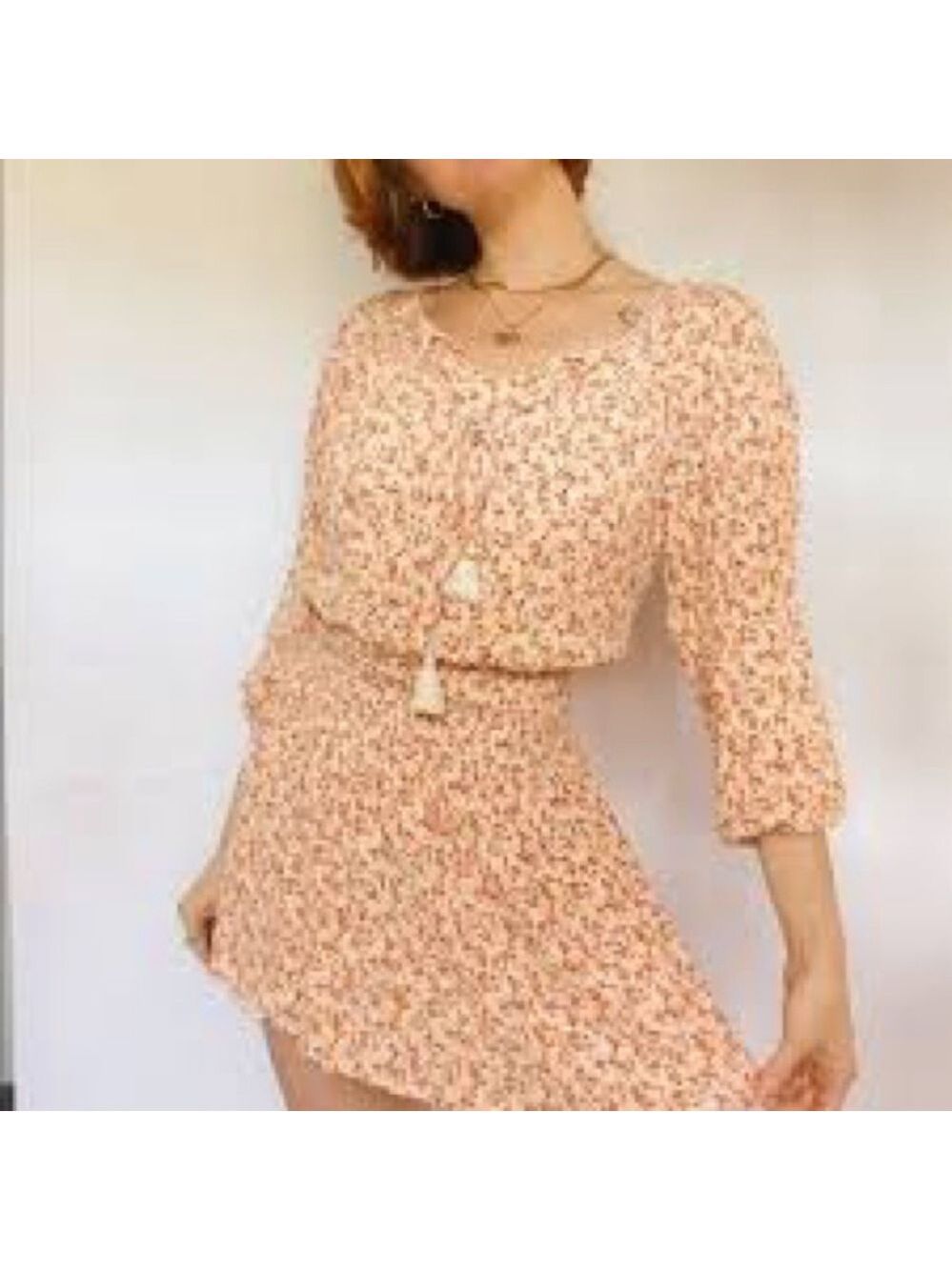 Women’s All In Favor Beige Floral Long Sleeve Dress Size XL!